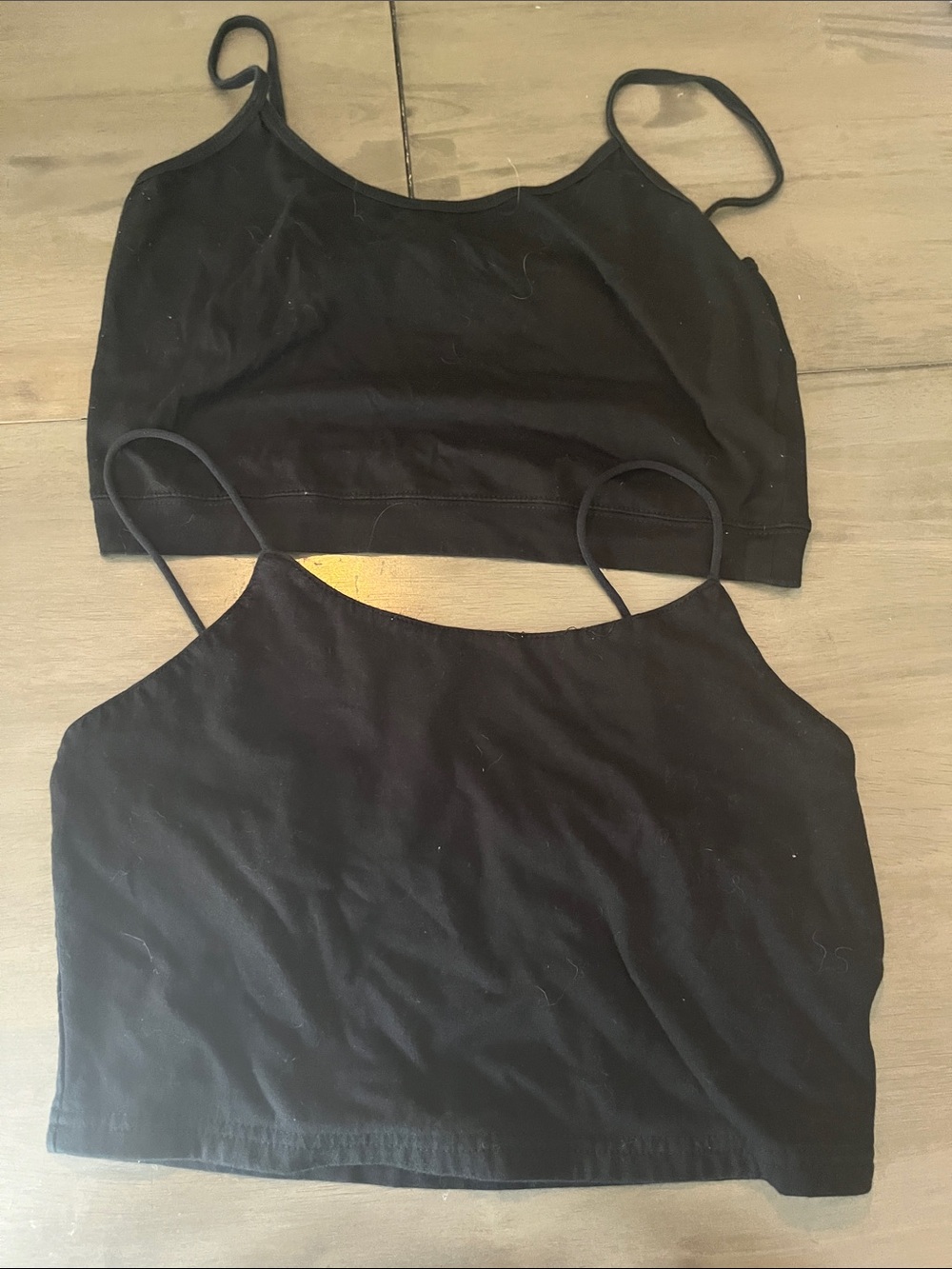 Women's Black Spaghetti Strap Crop Camisole - Unbranded